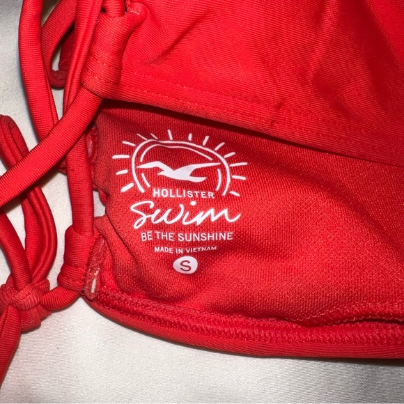 Hollister Swim Red Bikini Top - Picture 3 of 3